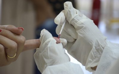 Testagem de todos os profissionais de educação é protocolo de prevenção e monitoramento