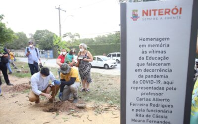 Educação presta homenagem a servidores que morreram por conta da Covid-19