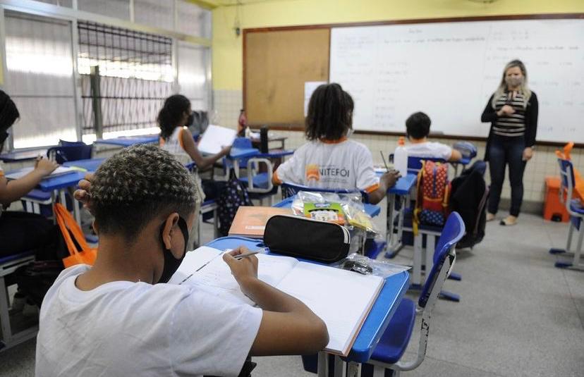 Niterói lança edital de matrícula da Rede Municipal de Educação para 2022