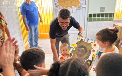 Umei Zilda Arns completa 10 anos com festa e novos brinquedos para os alunos