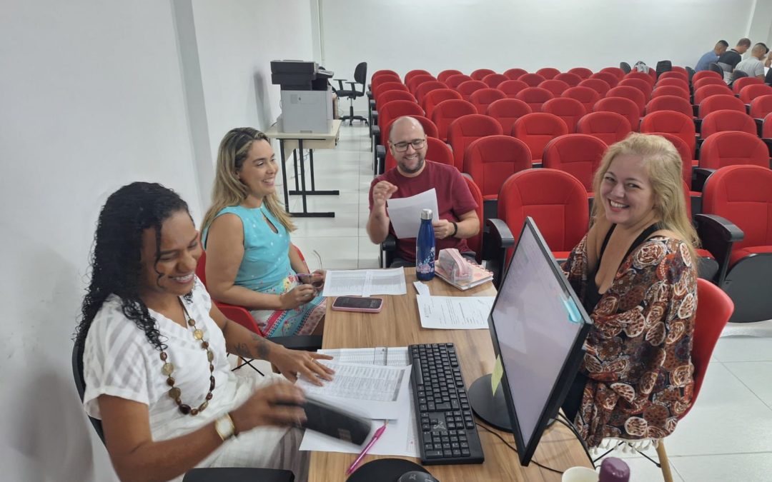 Novos servidores da Rede tomam posse na Secretaria Municipal de Educação