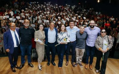 Diretoras e diretores da Rede Municipal de Educação tomam posse para o biênio 2025-2027