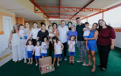 Educação de Niterói entrega uniformes e material escolar de 2026